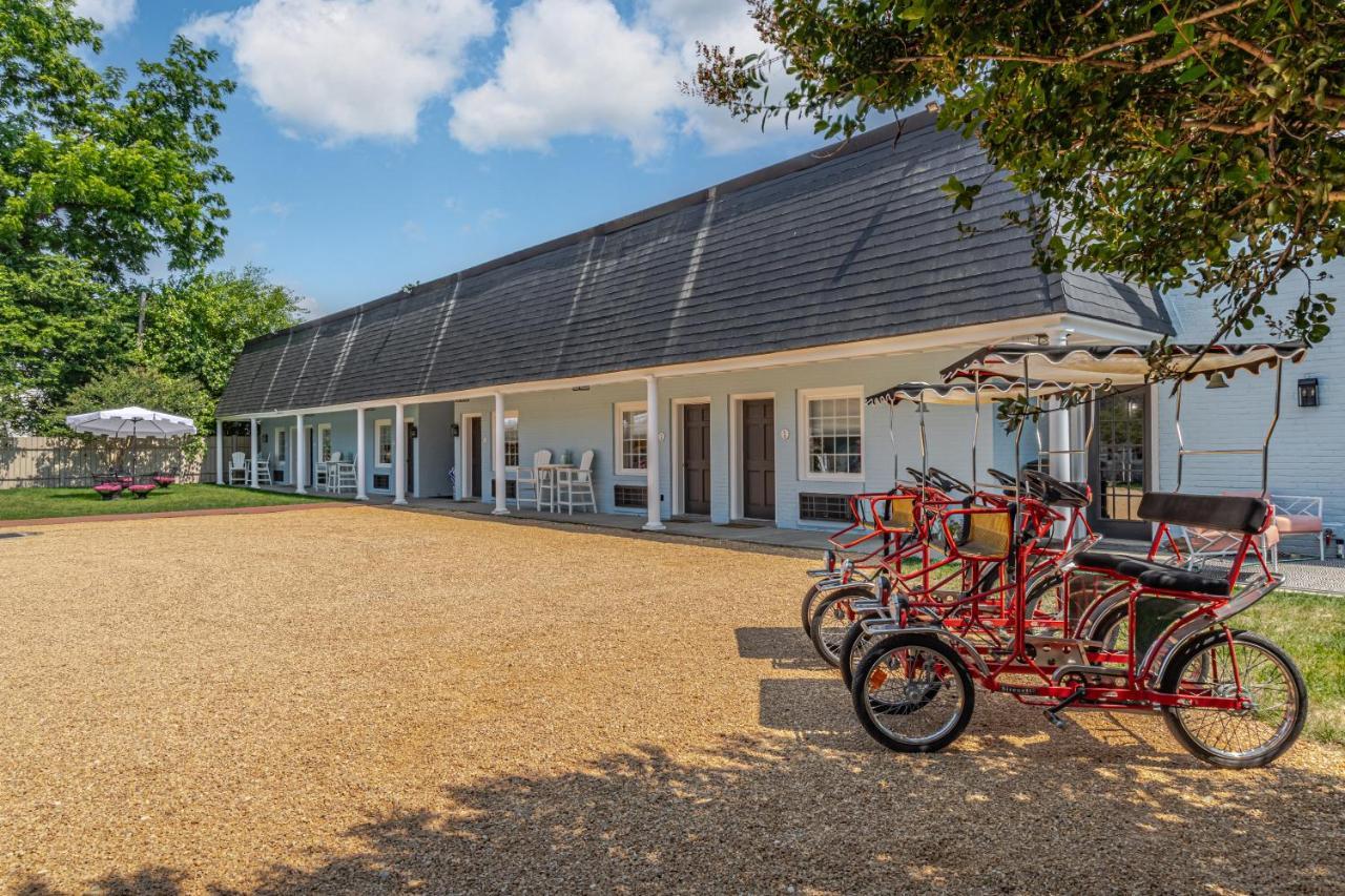 The Chesapeake Inn Urbanna Bagian luar foto